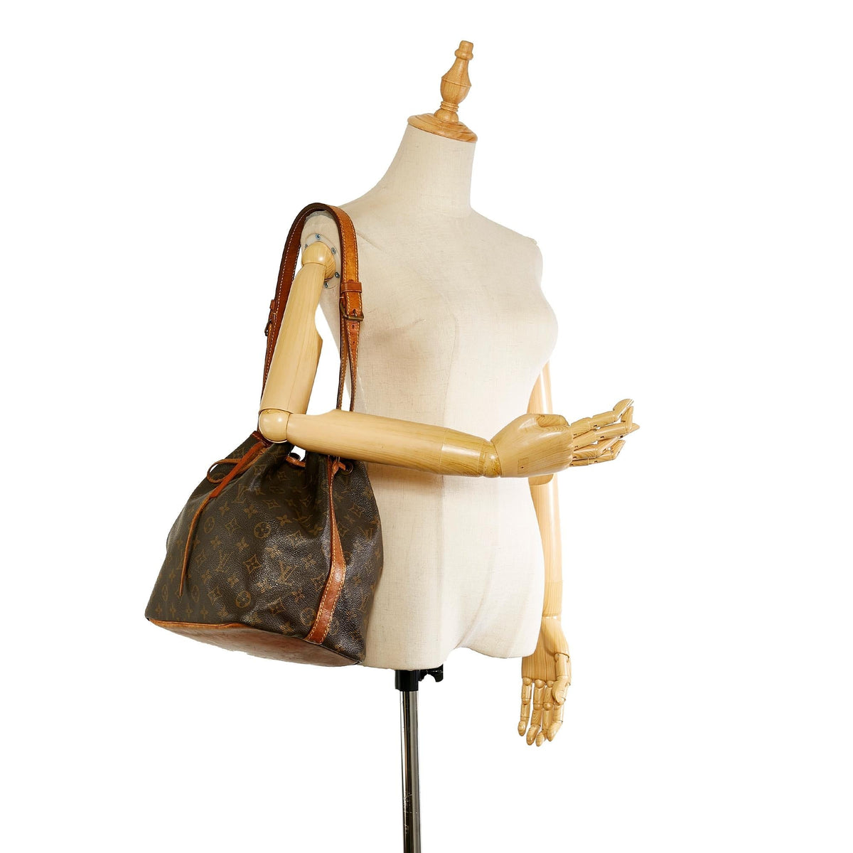 Louis Vuitton Monogram Petit Noe - image 5