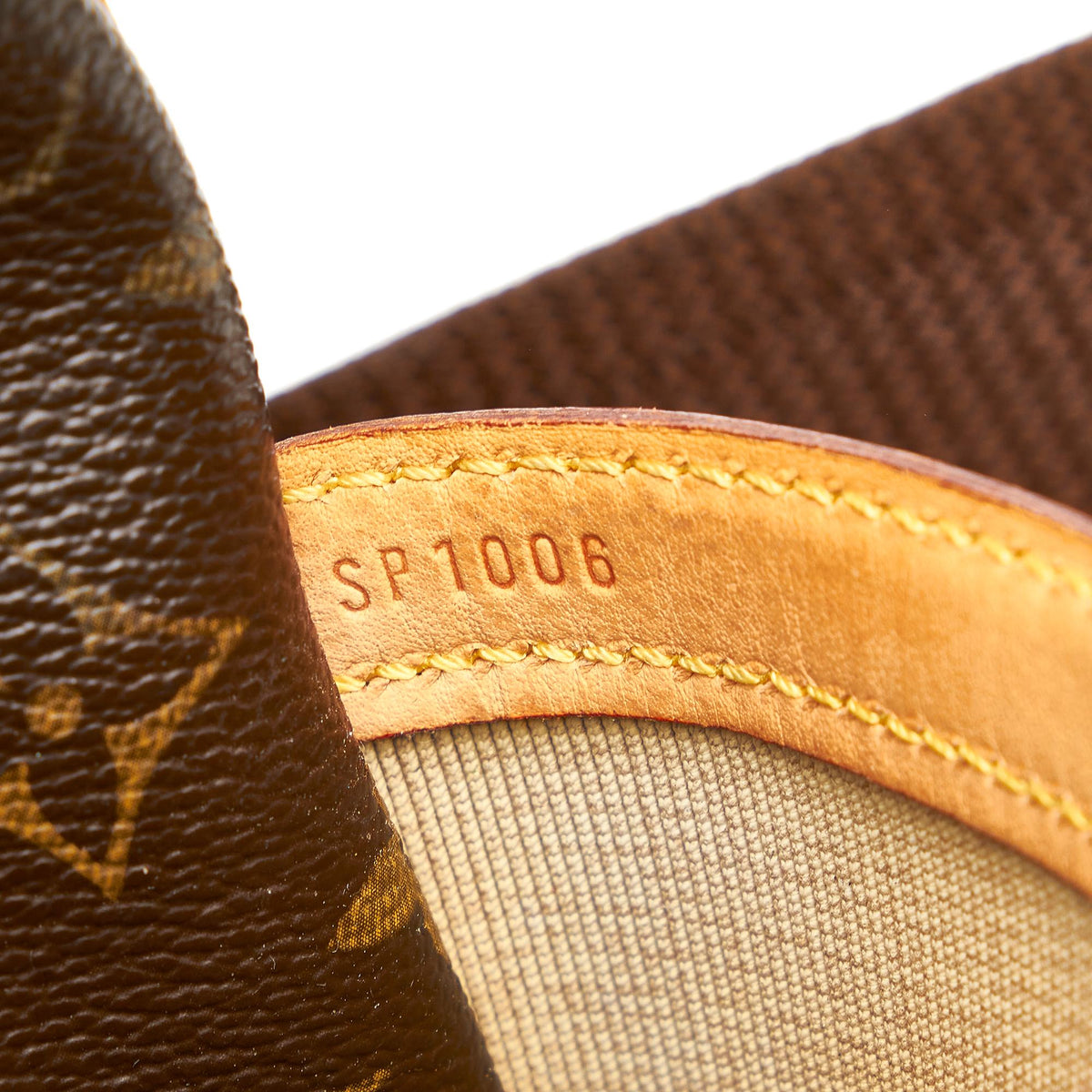 Louis Vuitton Monogram Reporter PM - image 9