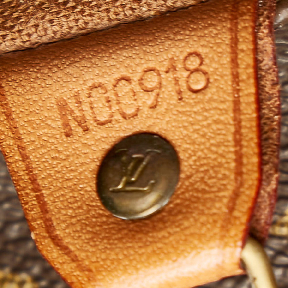Louis Vuitton Monogram Sac Shopping 48 - image 9