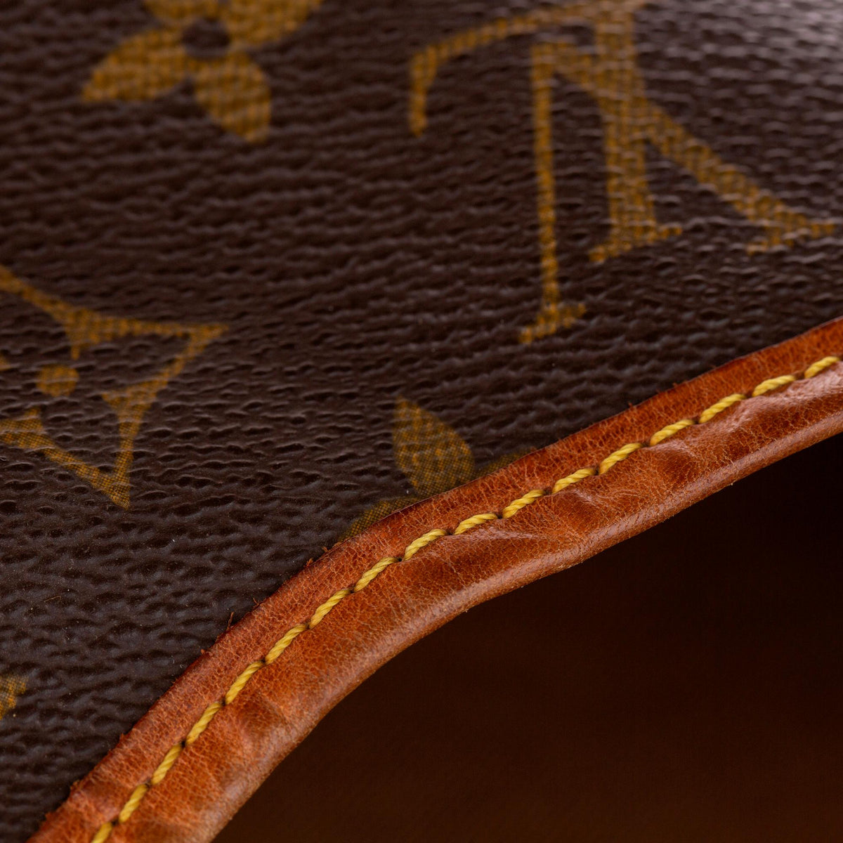 Louis Vuitton Monogram Saumur 25 - image 8
