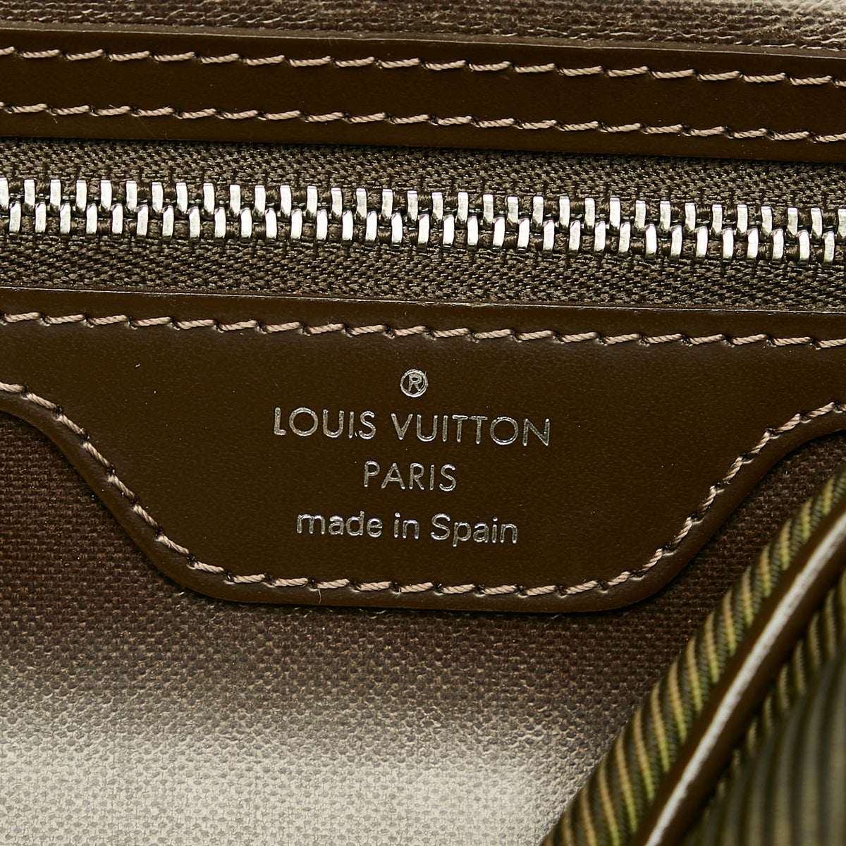 Louis Vuitton Palana Toiletry - image 7