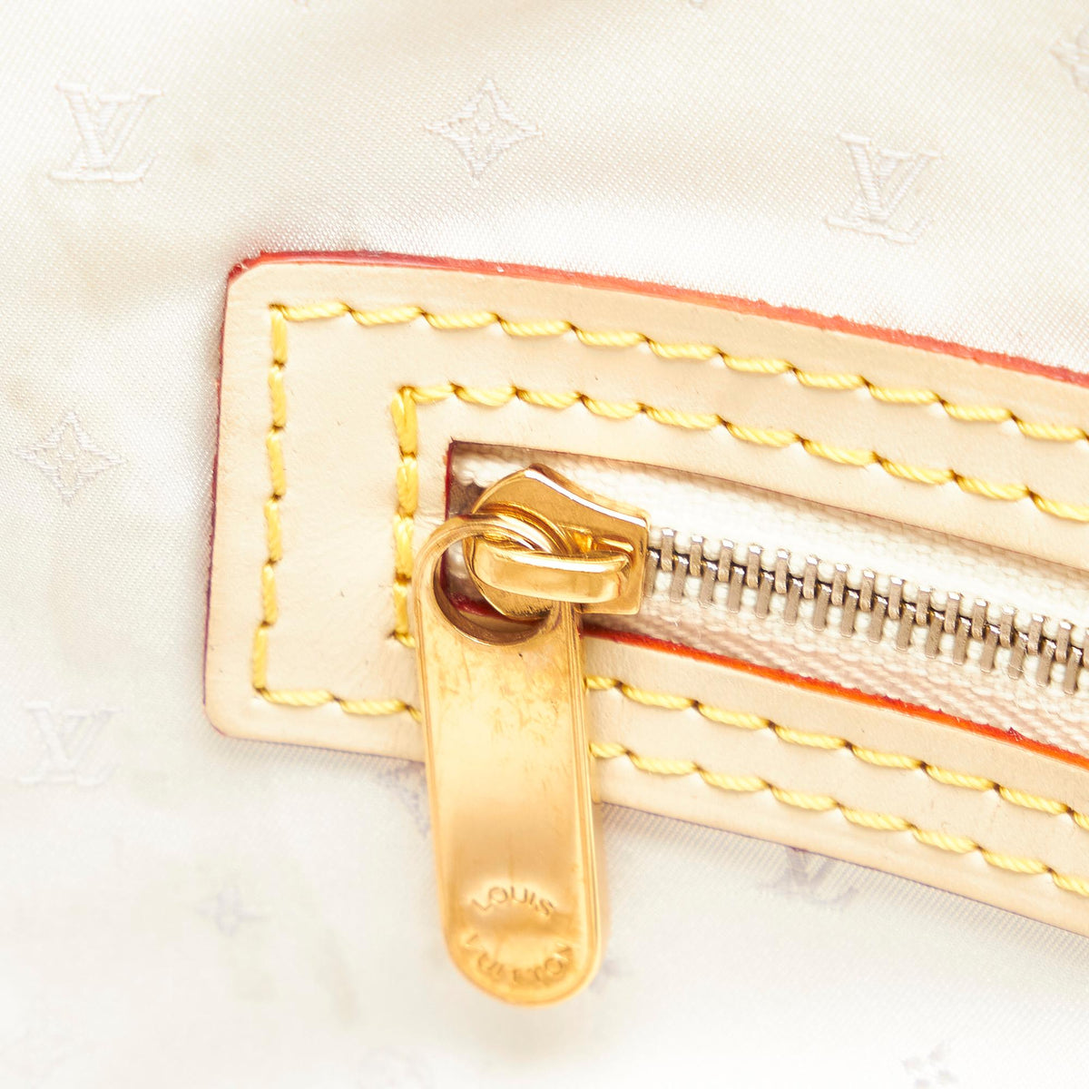 Louis Vuitton Suhali Lockit MM - image 9