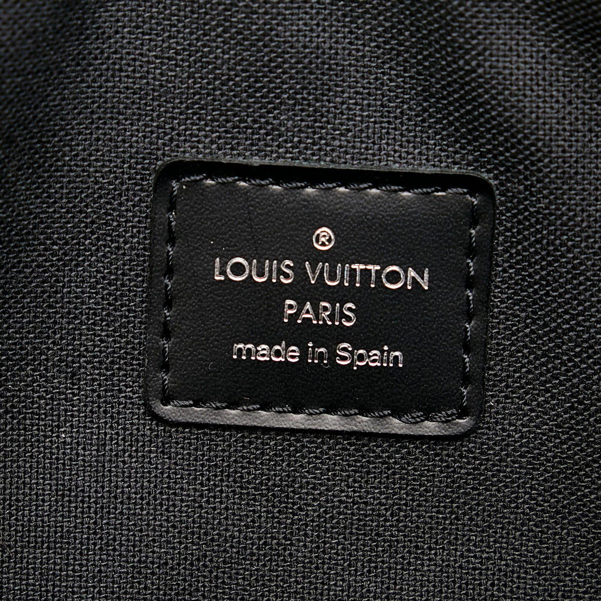 Louis Vuitton Taiga Kaluga Clutch Bag - image 7