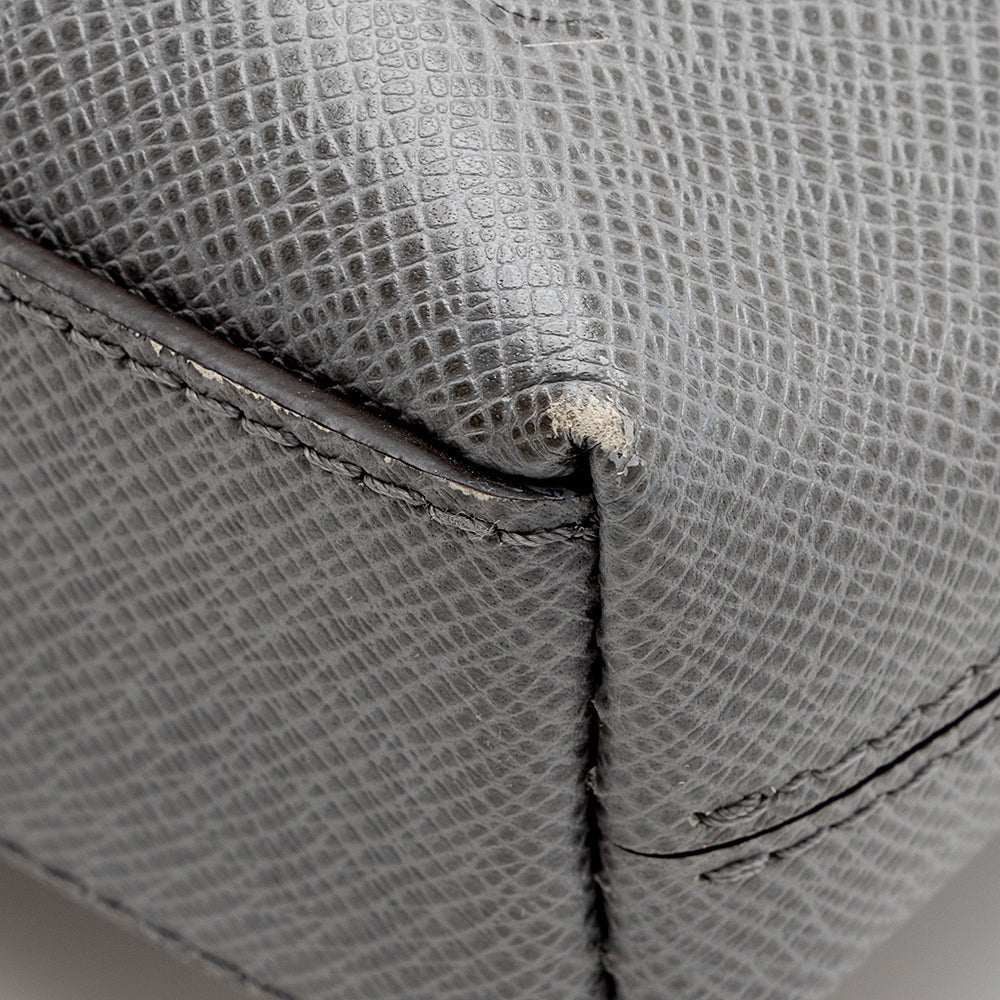Louis Vuitton Taiga Leather Grigori Messenger Bag - image 13