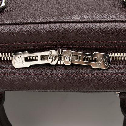 Louis Vuitton Taiga Leather Porte Documents Voyage Briefcase - image 9