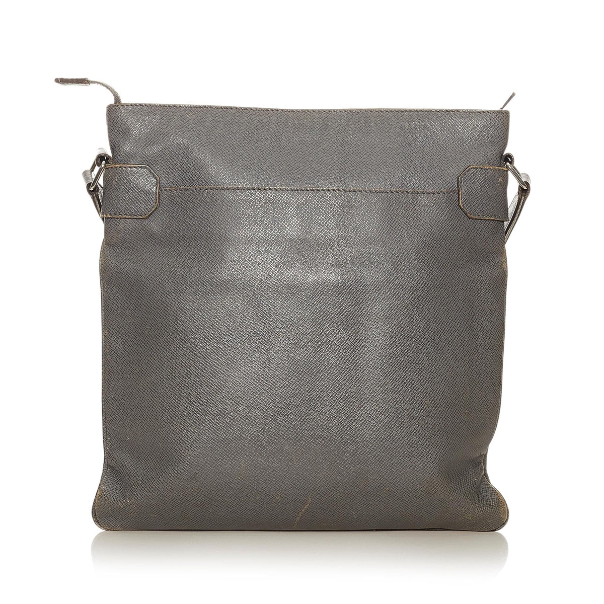 Louis Vuitton Taiga Sasha - image 3