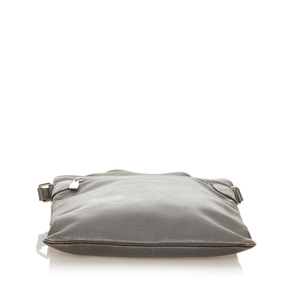 Louis Vuitton Taiga Sasha - image 4