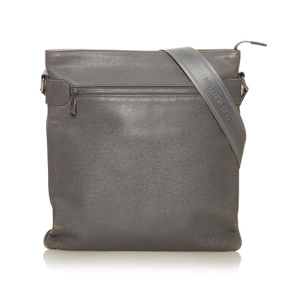 Louis Vuitton Taiga Sasha - image 1
