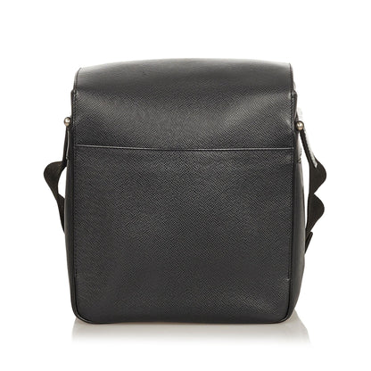 Louis Vuitton Taiga Yaranga - image 3