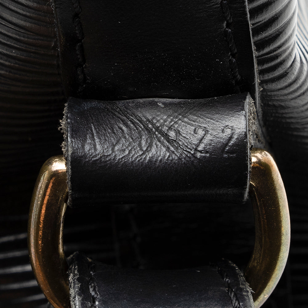 Louis Vuitton Vintage Epi Leather Noe Shoulder Bag - image 6
