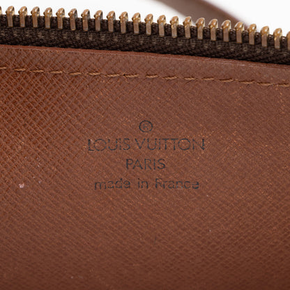 Louis Vuitton Vintage Monogram Canvas Papillon 30 Satchel - image 8