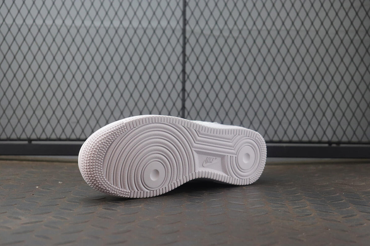 Louis Vuitton X Air Force 1 Low All White - image 6