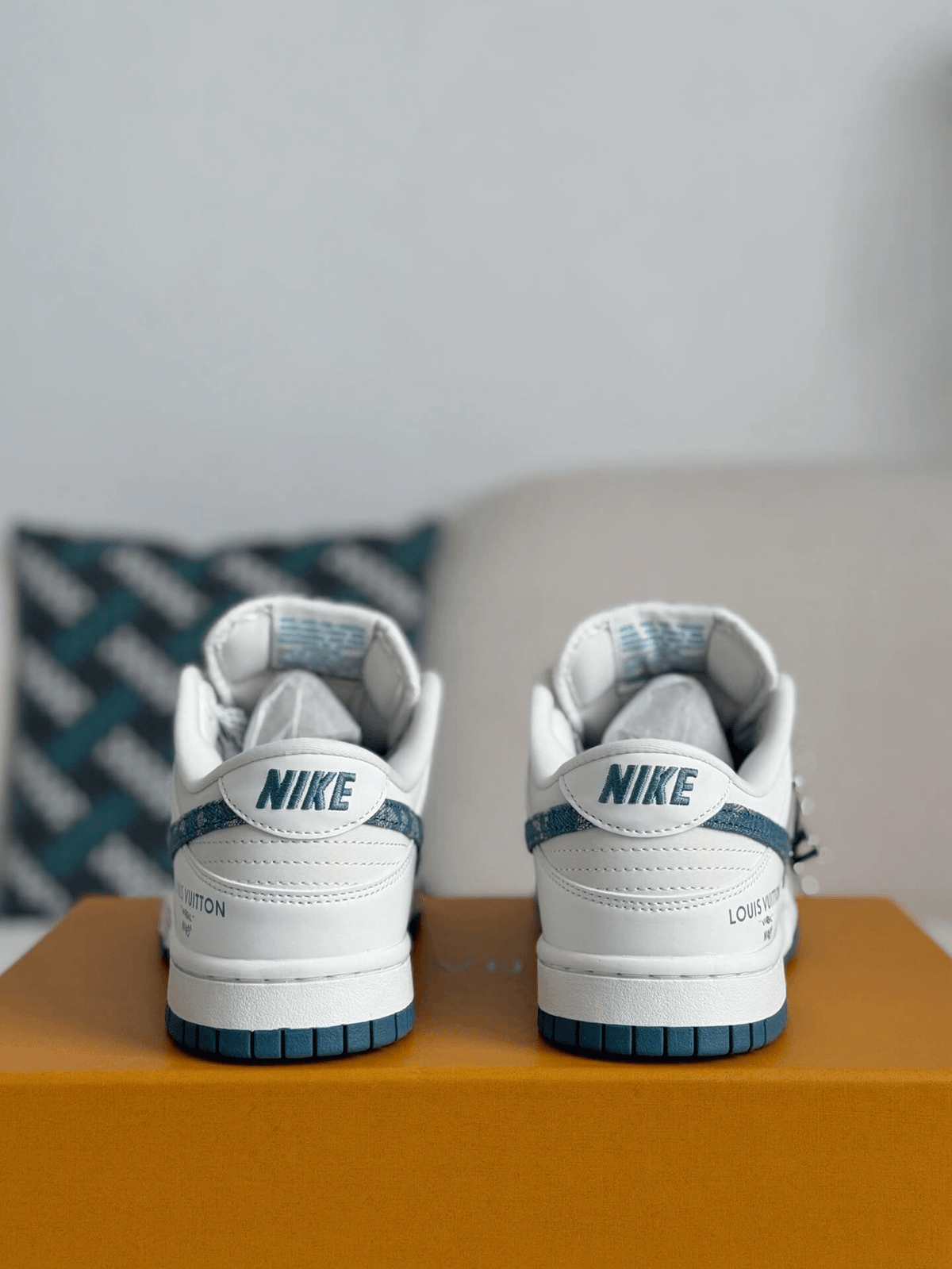 Louis Vuitton x Nike SB Dunk Low White Blue Monogram Denim - image 10