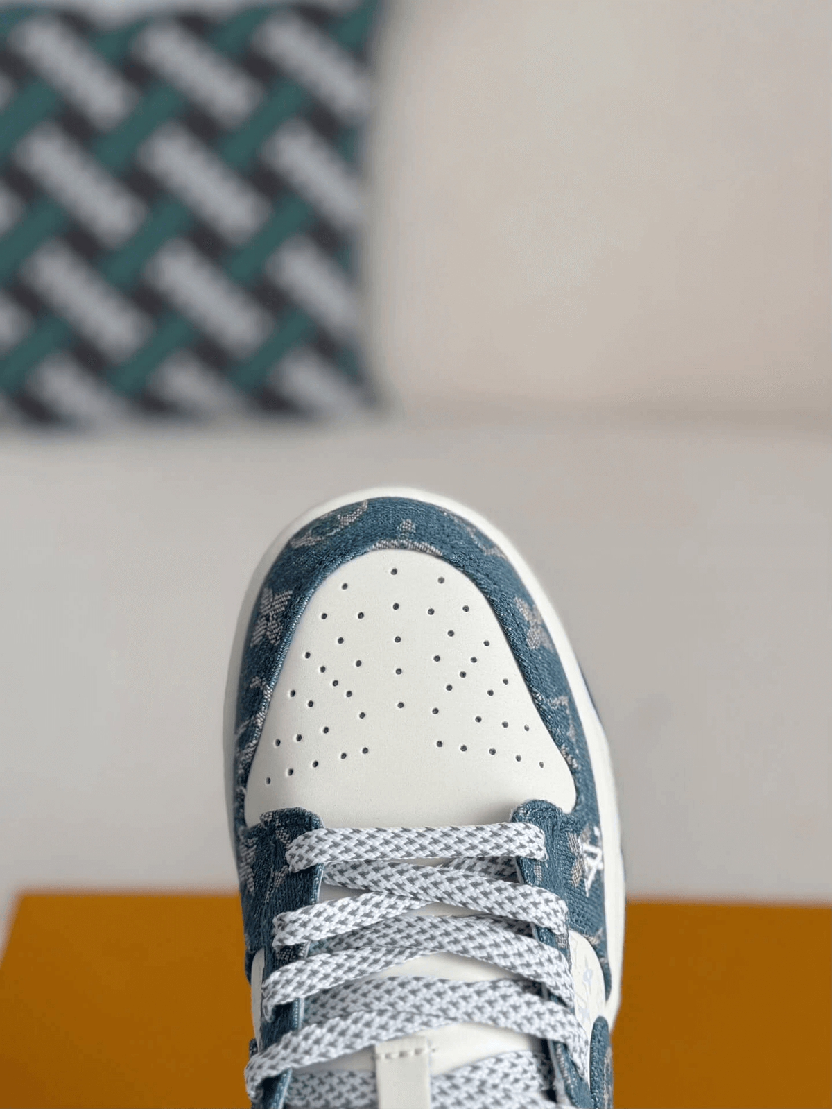 Louis Vuitton x Nike SB Dunk Low White Blue Monogram Denim - image 7