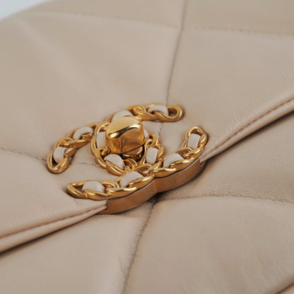 Chanel 19 Small Beige Crossbody Bag - photo 14