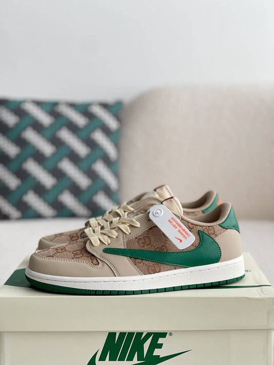 Nike Dunk Low x Gucci Custom – Beige GG Supreme & Green Leather - image 1