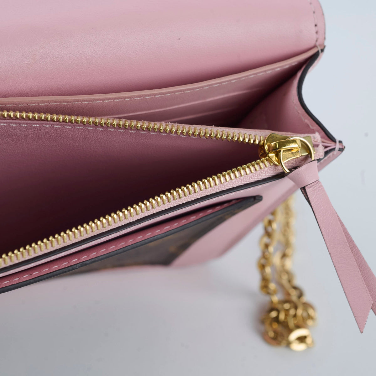 Louis Vuitton Flore Chain Wallet On Chain Monogram Pink - photo 6