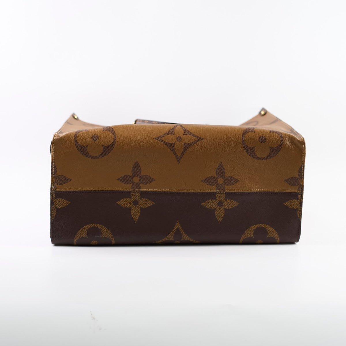 Louis Vuitton OnTheGo GM Reverse Monogram - photo 4