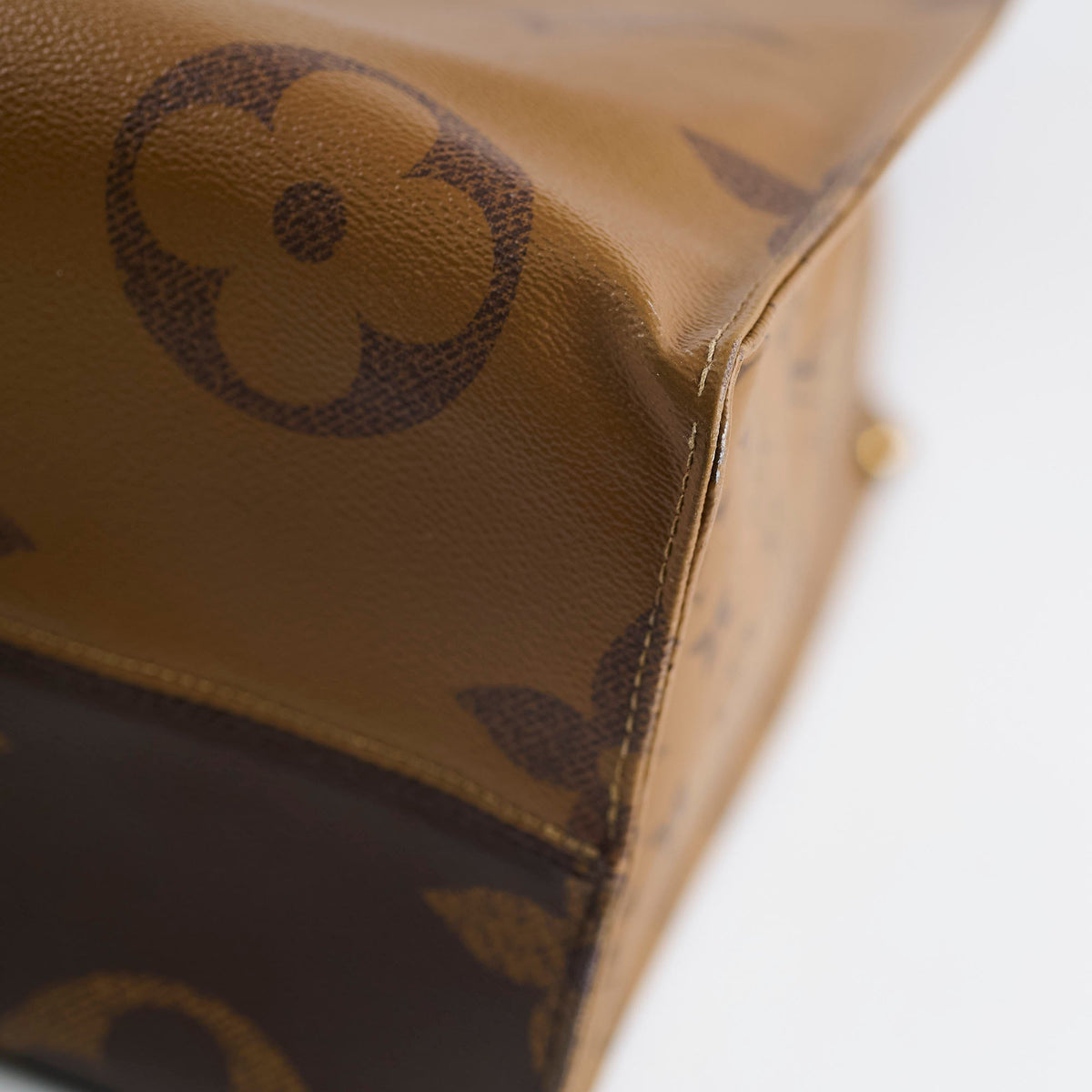 Louis Vuitton OnTheGo GM Reverse Monogram - photo 16