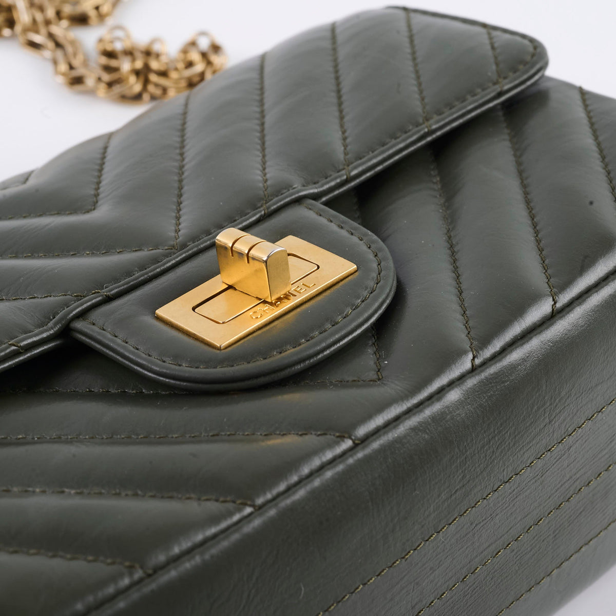 Chanel Mini 2.55 Chevron Reissue Khaki Green Microchipped - photo 13