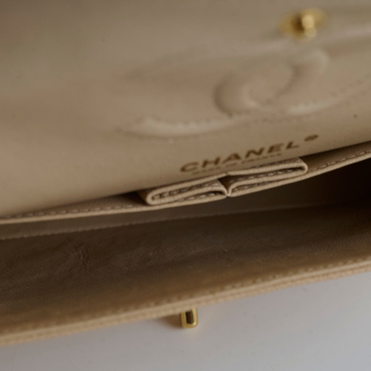 Chanel Caviar Medium/Large Double Classic Flap GHW Beige - photo 5