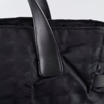 Chanel Nylon Tote Black - photo 9