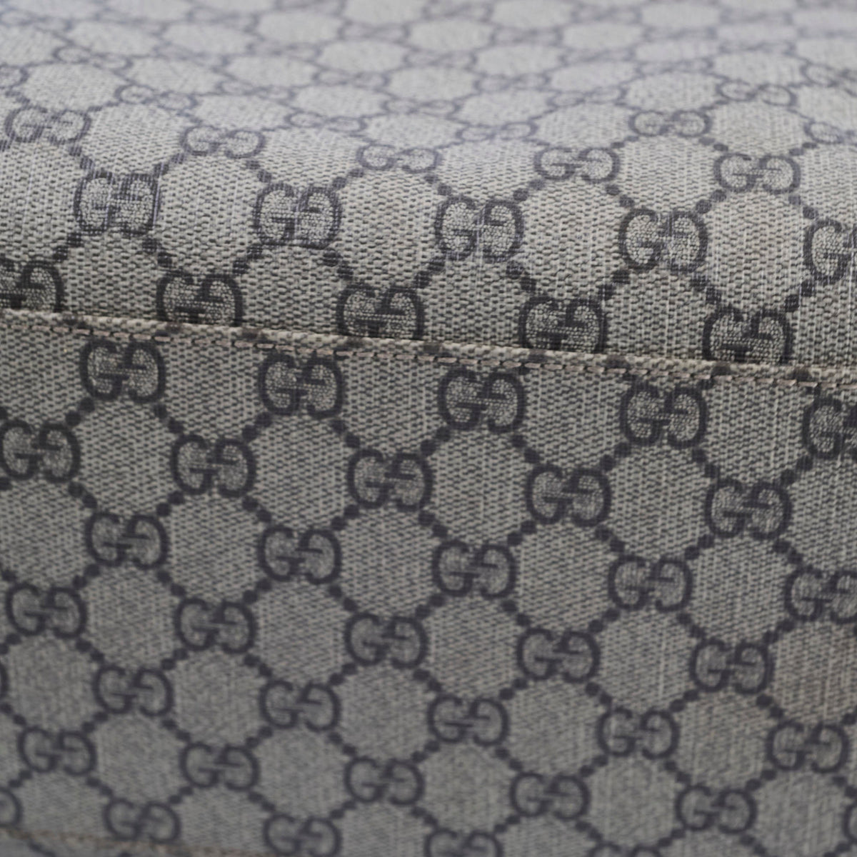 Gucci GG Supreme Canvas Diaper Bag - photo 13
