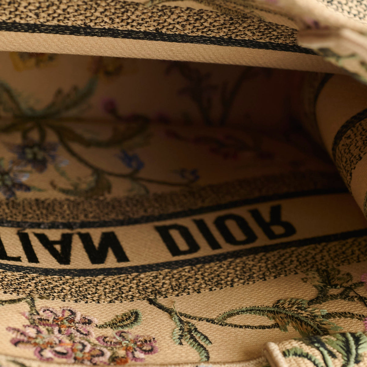 Dior Medium Book Tote Beige Floral - photo 8