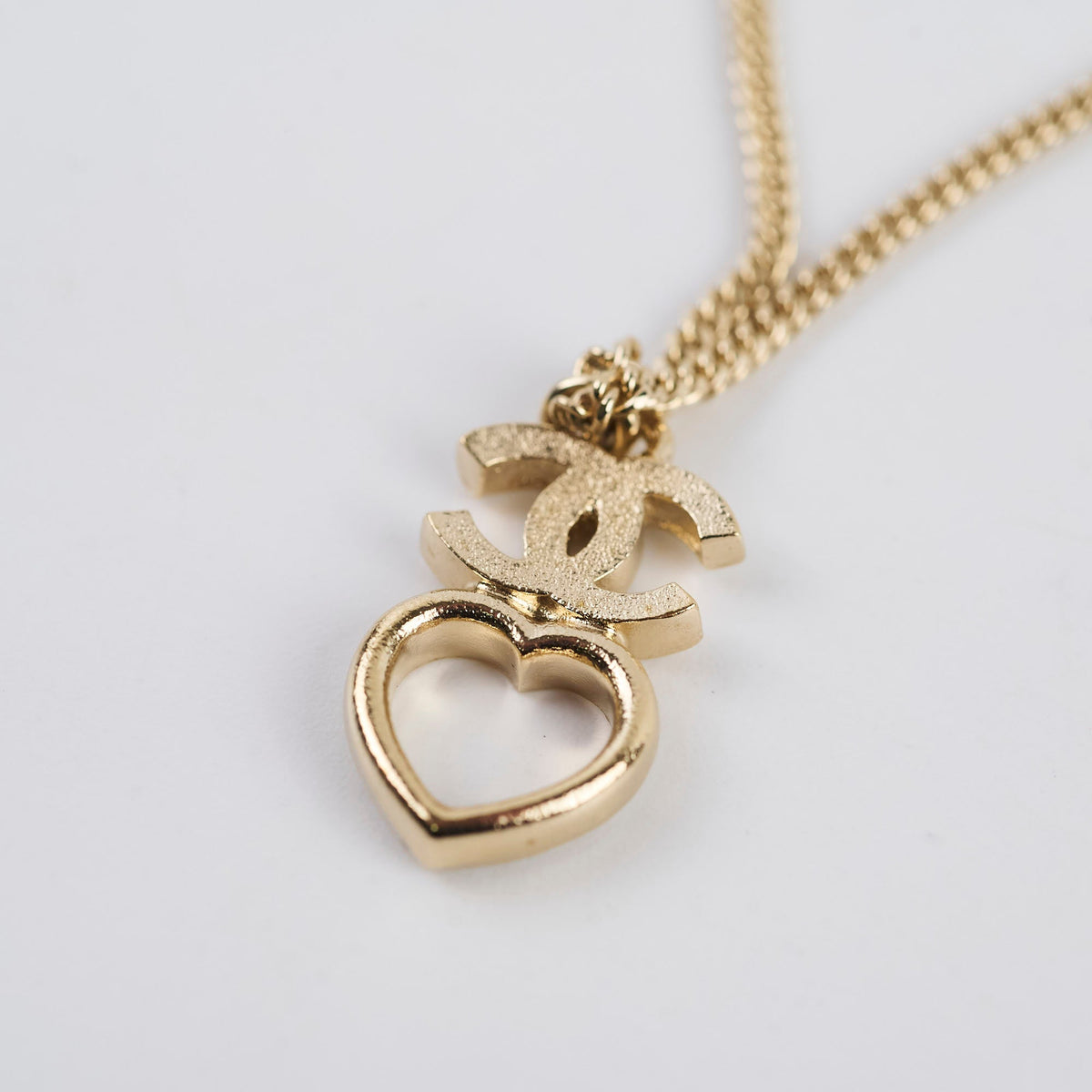 Chanel Strass Heart Necklace 2023 - photo 7