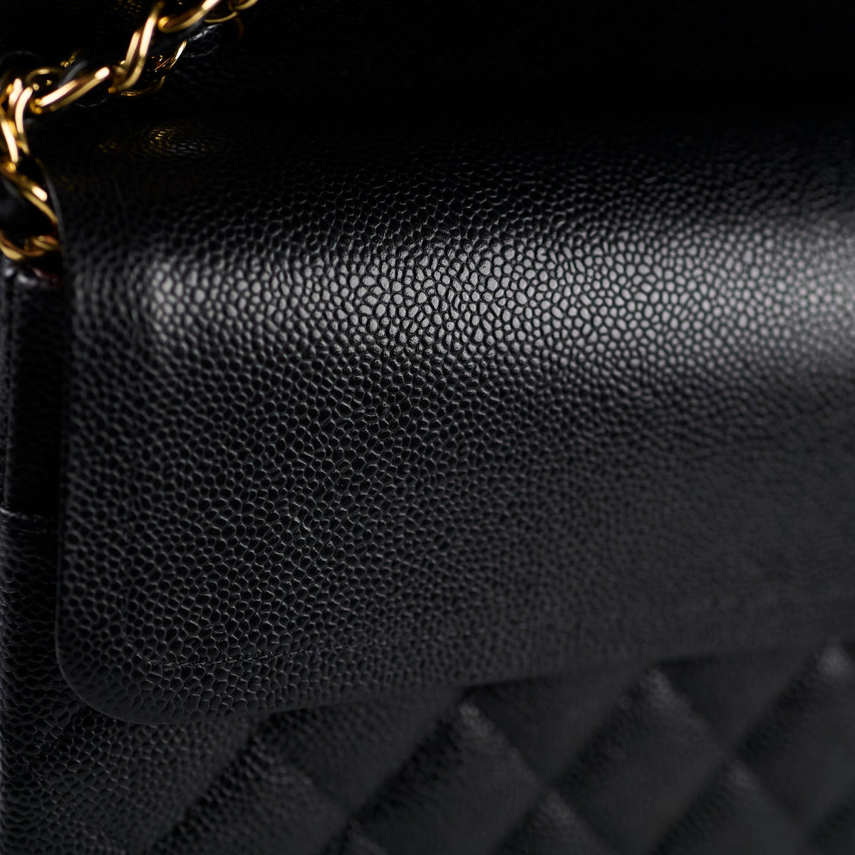 Chanel Maxi Classic Double Flap Black Caviar 2022 - photo 11