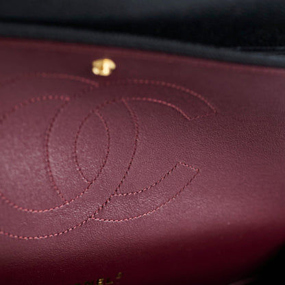 Chanel Maxi Classic Double Flap Black Caviar 2022 - photo 13