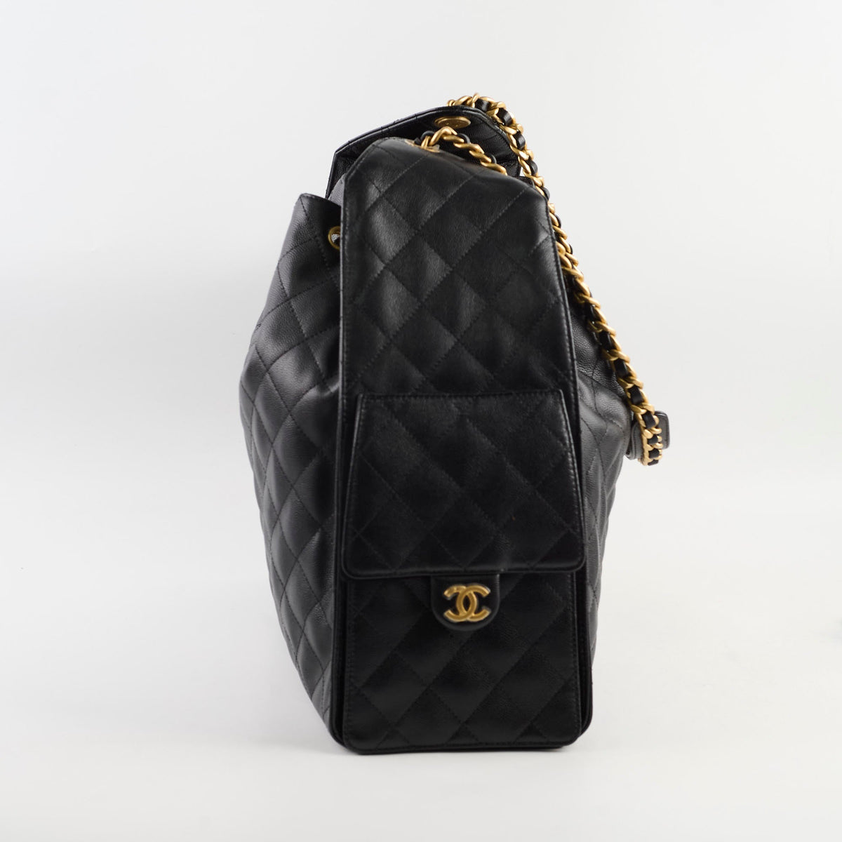 Chanel 25 Caviar Large Black Microchip - photo 3