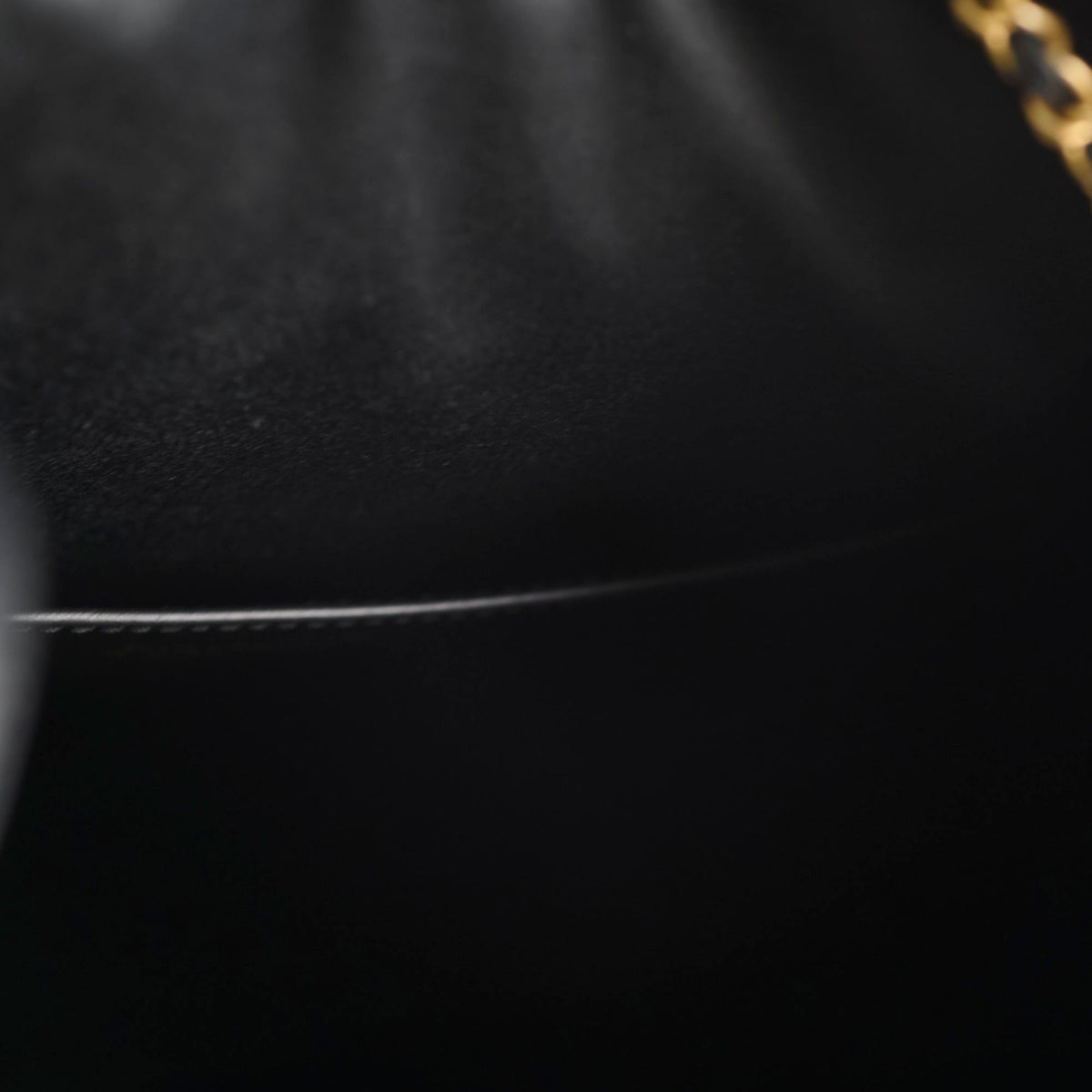 Chanel 25 Caviar Large Black Microchip - photo 11