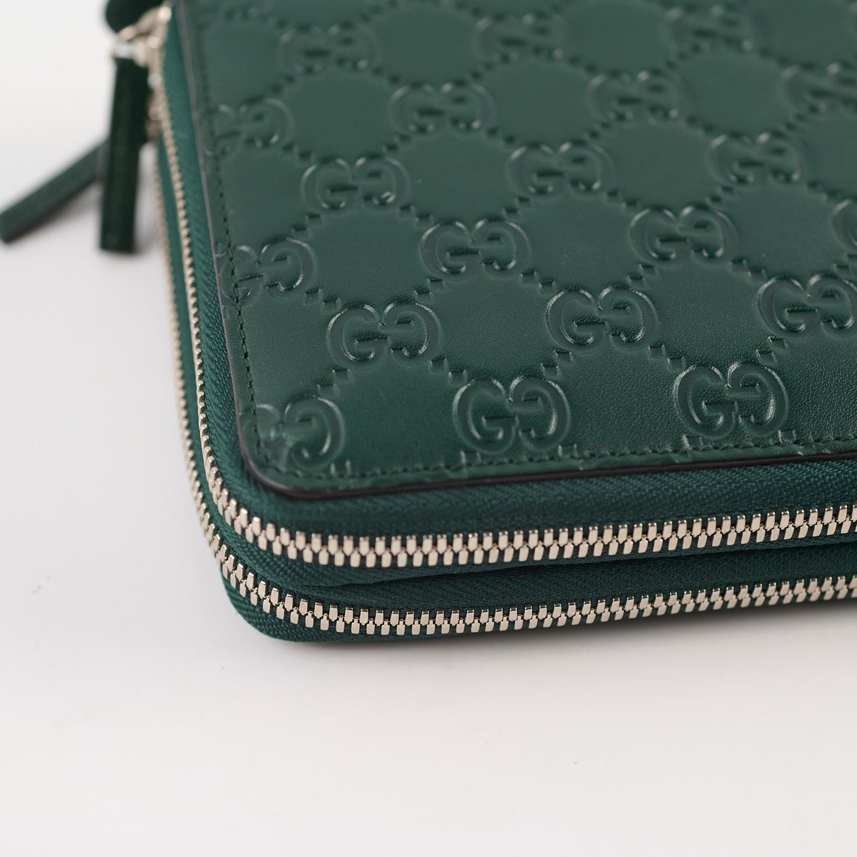 Gucci Guccissima Leather Travel Wallet Green - photo 15