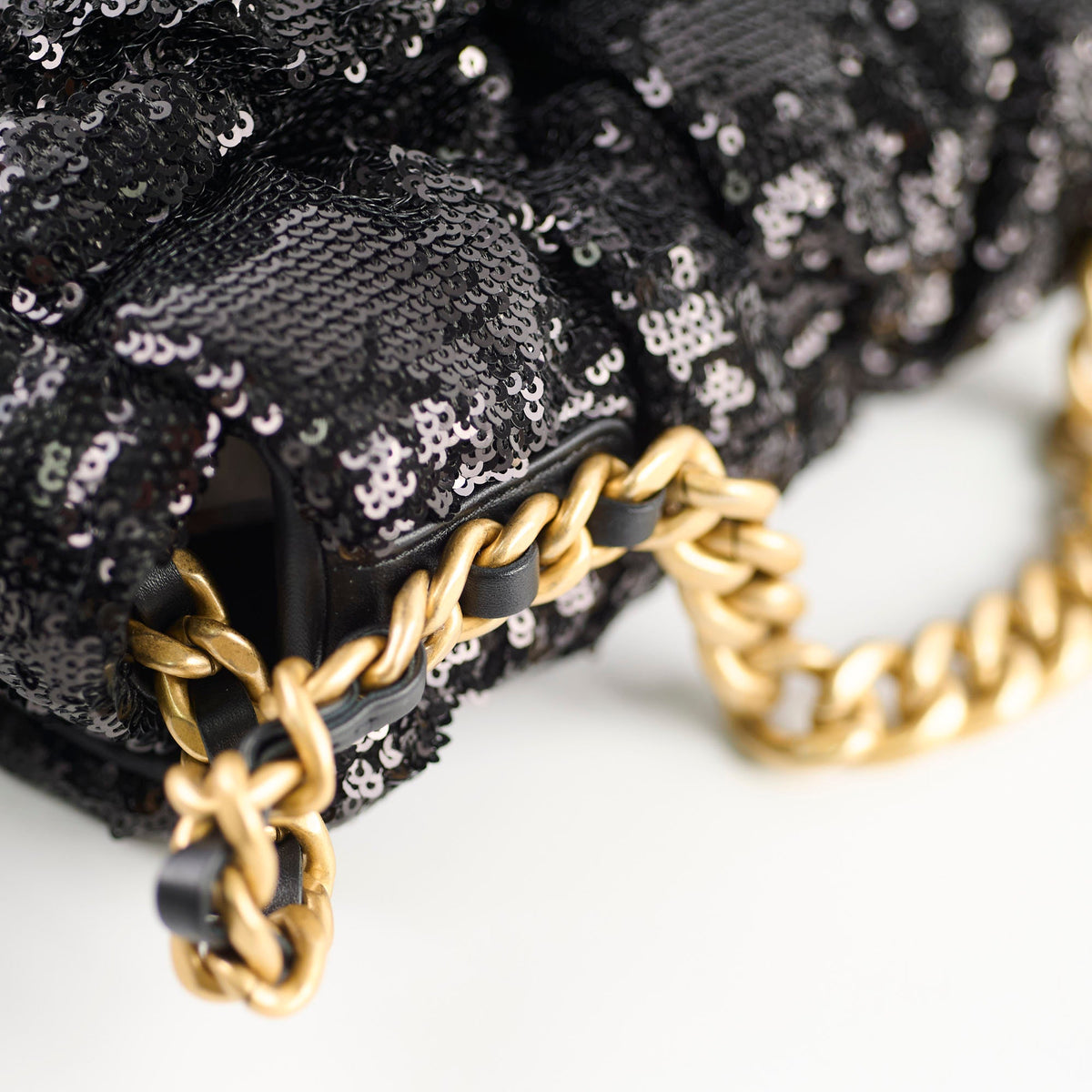 Chanel 19 Small Sequin Black Series 30 - photo 12