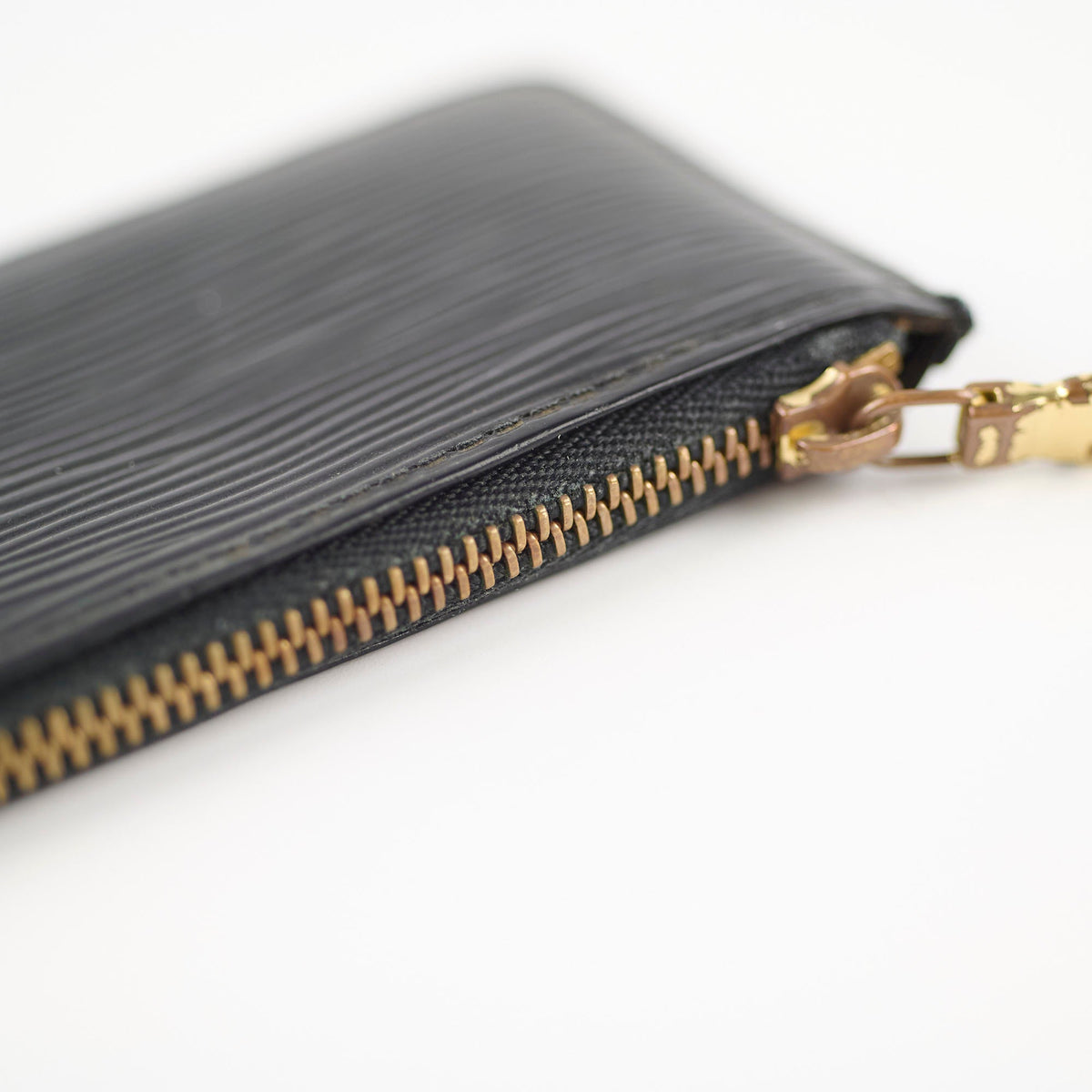 Louis Vuitton Epi Key Cles Black - photo 7