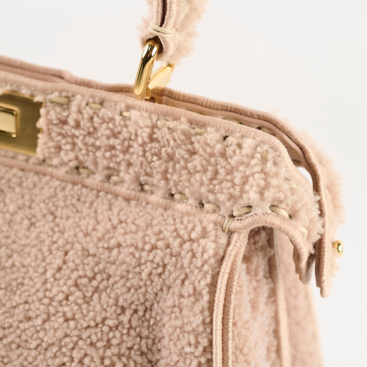 Fendi Curly Shearling Medium Peekaboo I SEE YOU Rosa Plaster - photo 10