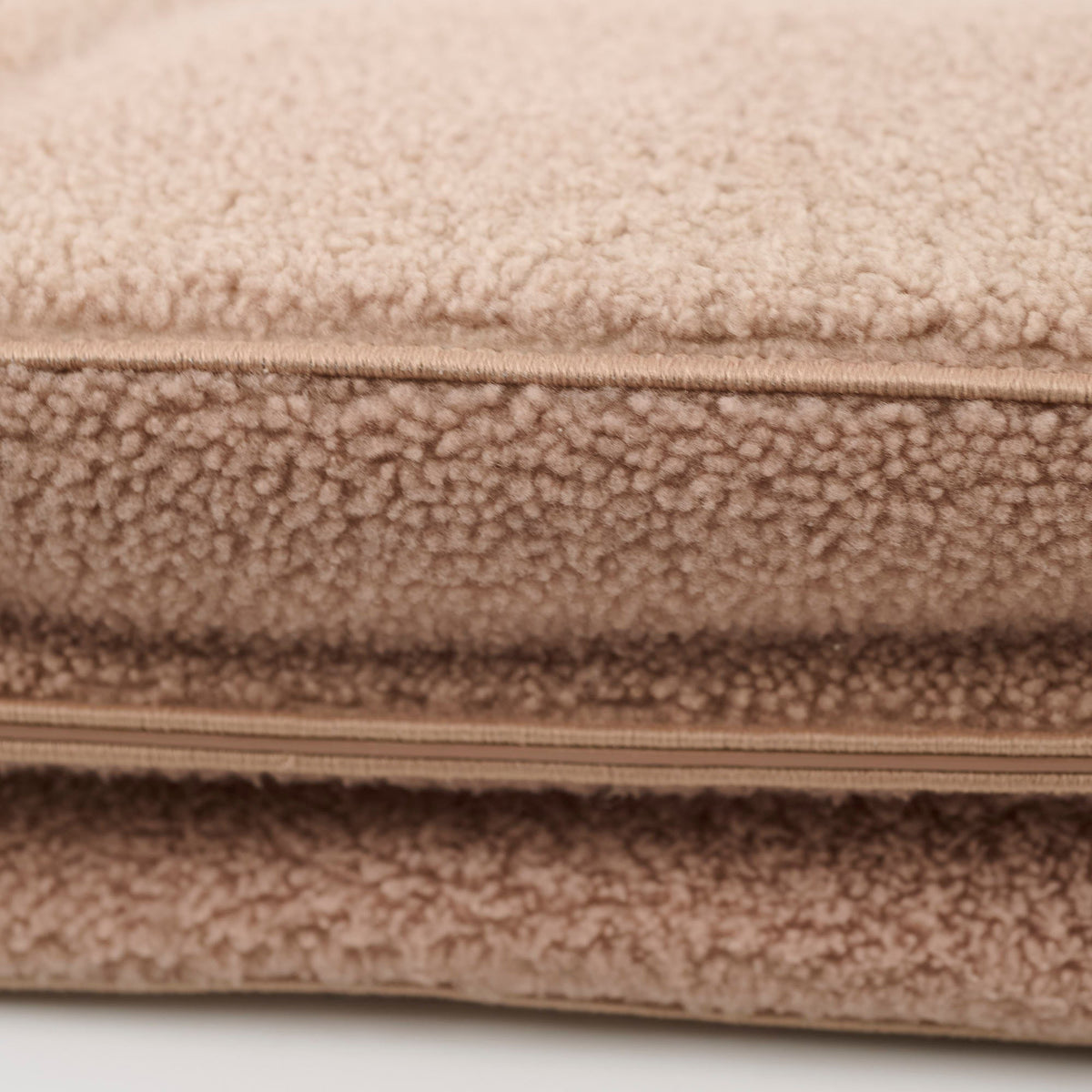 Fendi Curly Shearling Medium Peekaboo I SEE YOU Rosa Plaster - photo 13