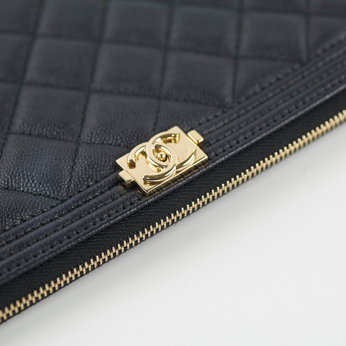 Chanel Boy Caviar Large O-Case Black 22 Series - photo 7