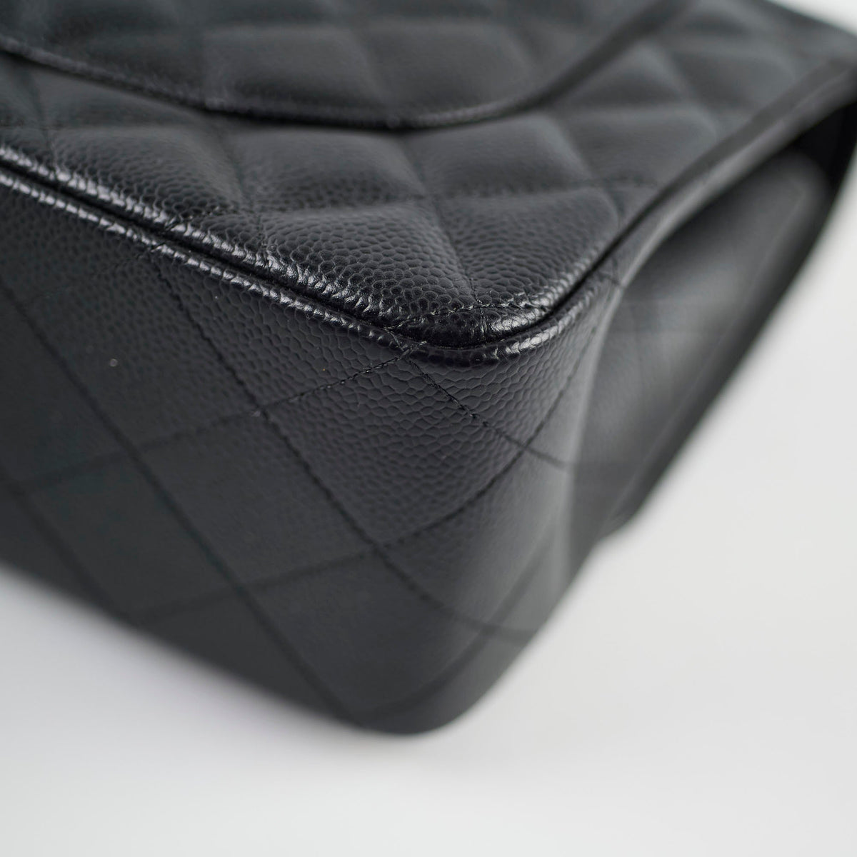 Chanel Caviar Jumbo Double Flap Black Series 24 - photo 10