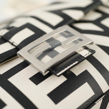 Fendi x Marc Jacobs Baguette Black/White - photo 16