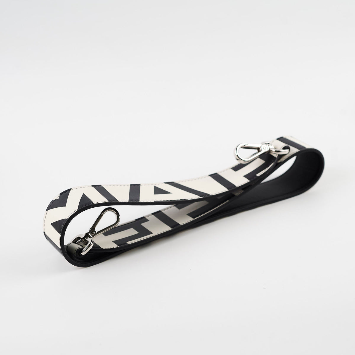 Fendi x Marc Jacobs Baguette Black/White - photo 17