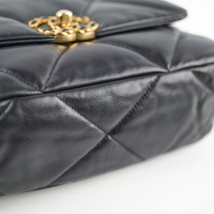 Chanel 19 Small Lambskin Black - photo 14