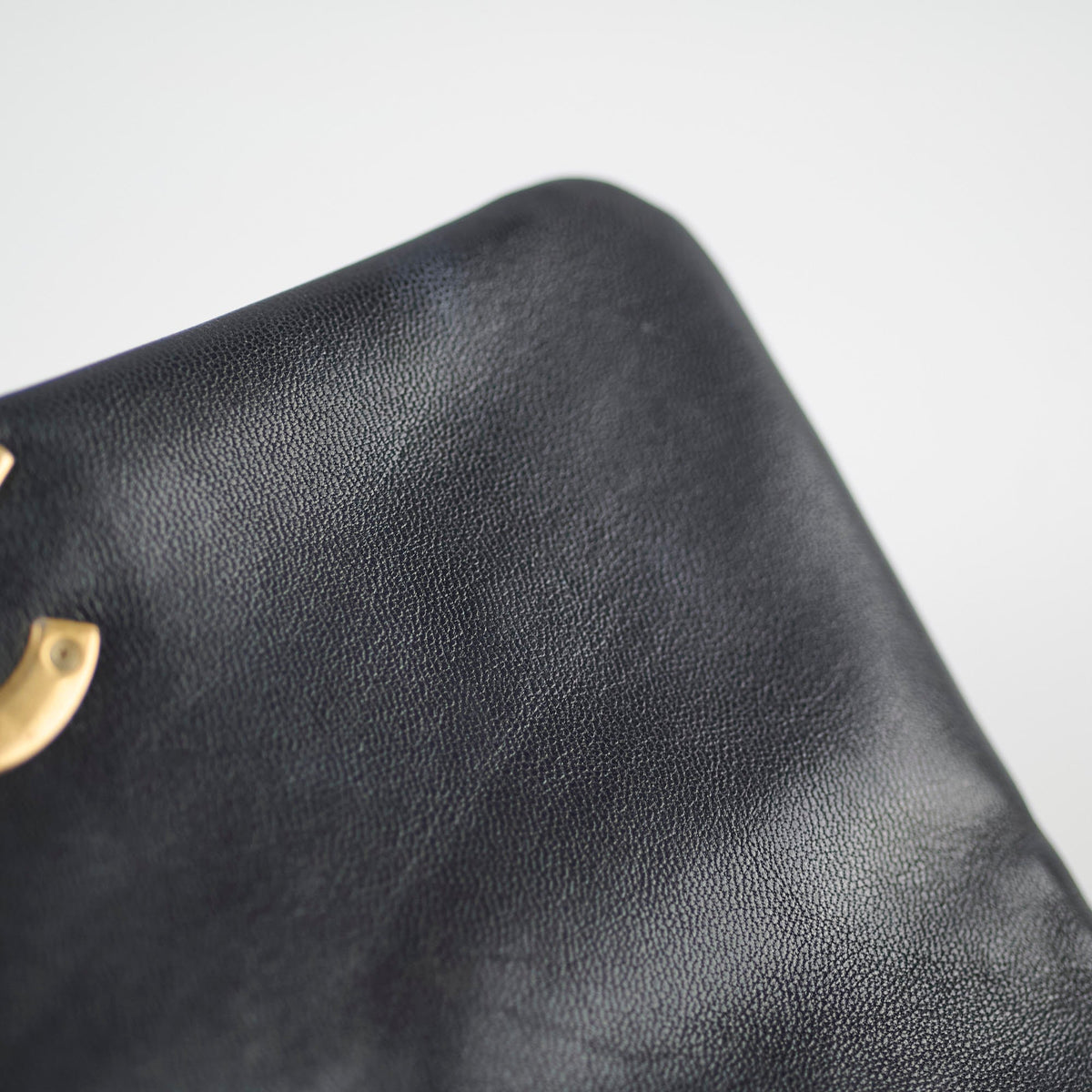 Chanel 19 Small Lambskin Black - photo 10