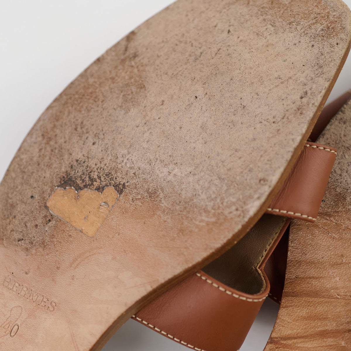 Hermes Oran Sandals Gold Size 40 - photo 11