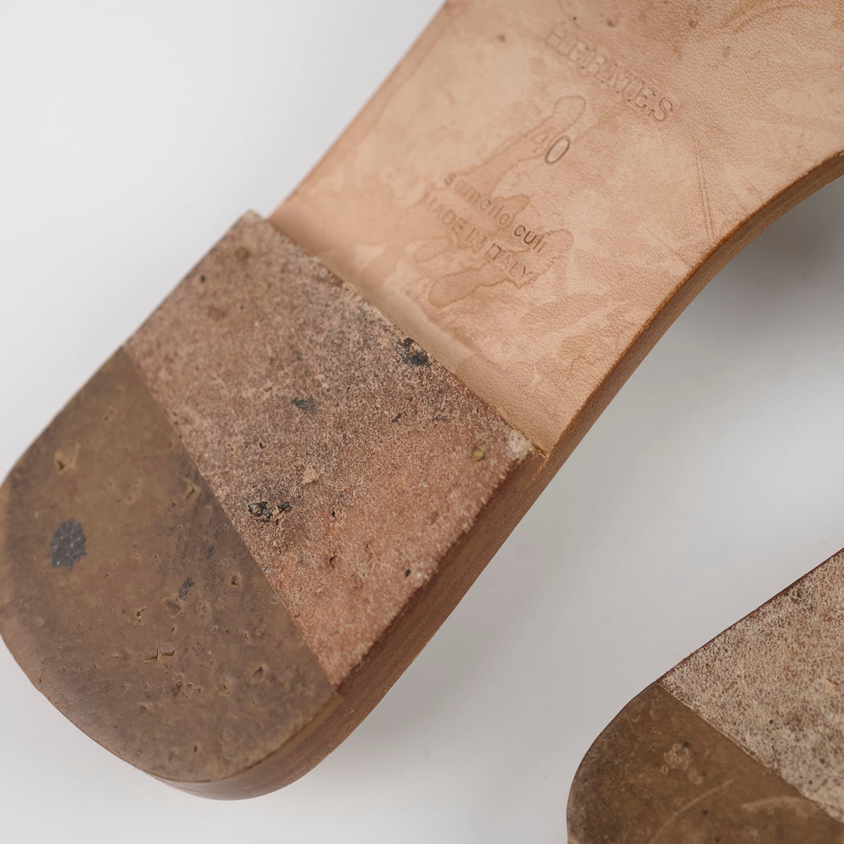Hermes Oran Sandals Gold Size 40 - photo 13