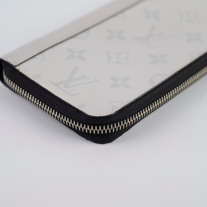 Louis Vuitton Taigarama Zippy Wallet White - photo 9