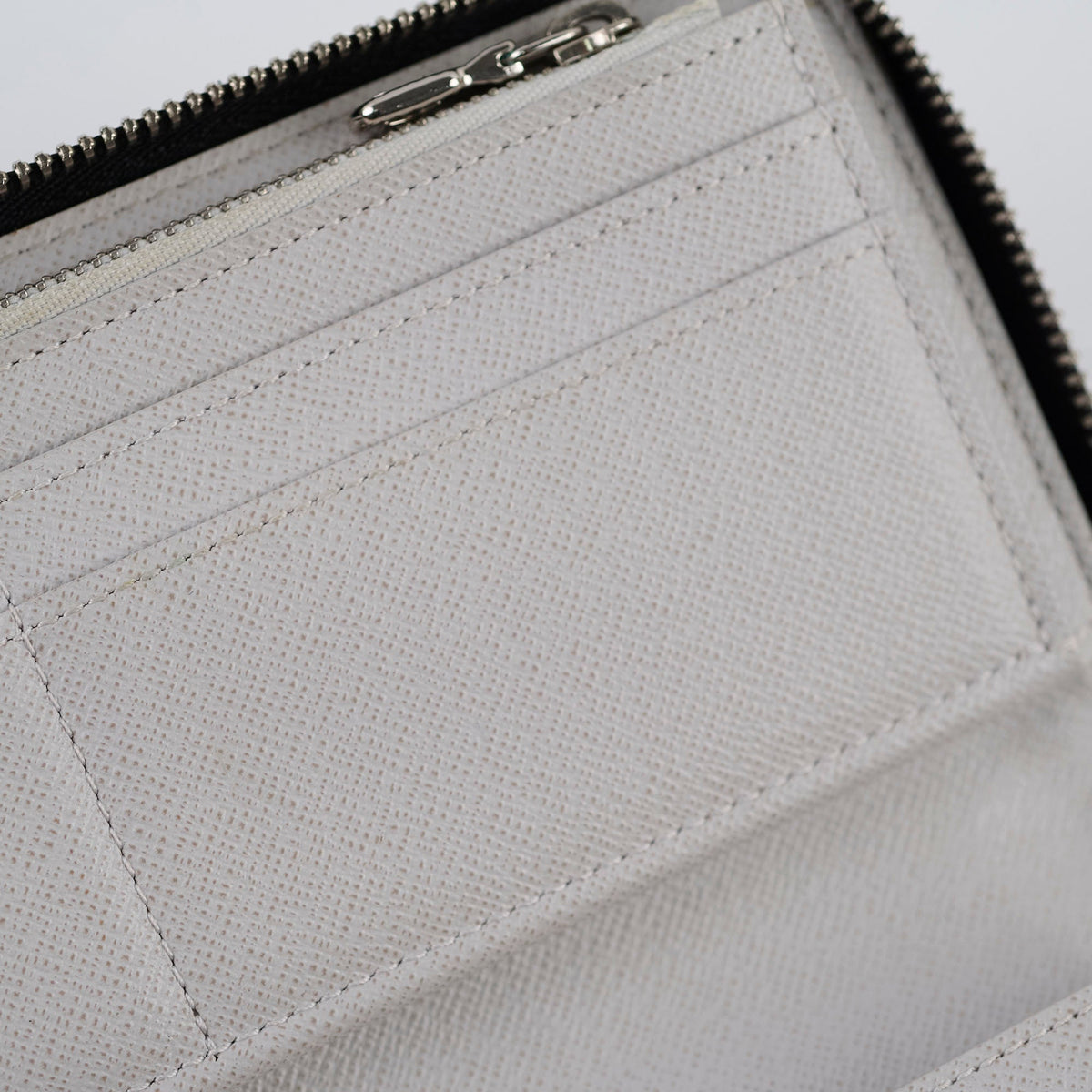 Louis Vuitton Taigarama Zippy Wallet White - photo 5