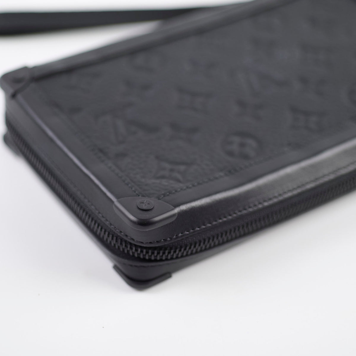 Louis Vuitton Soft Trunk Clutch Monogram Embossed Black - photo 12