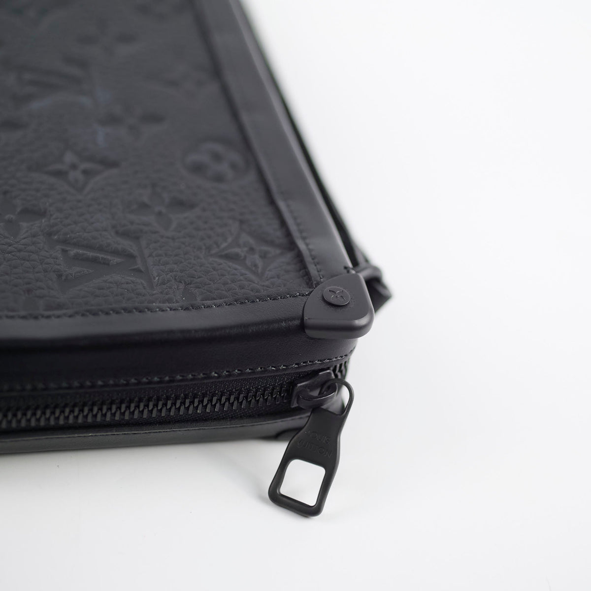 Louis Vuitton Soft Trunk Clutch Monogram Embossed Black - photo 8